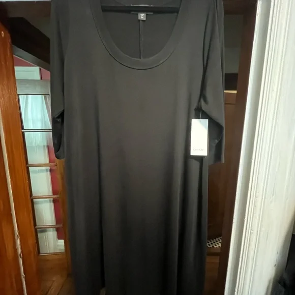 NWT Scoop Neck 3/4 Sleeve Fit and Flare Dress 2X - Picture 4 of 5